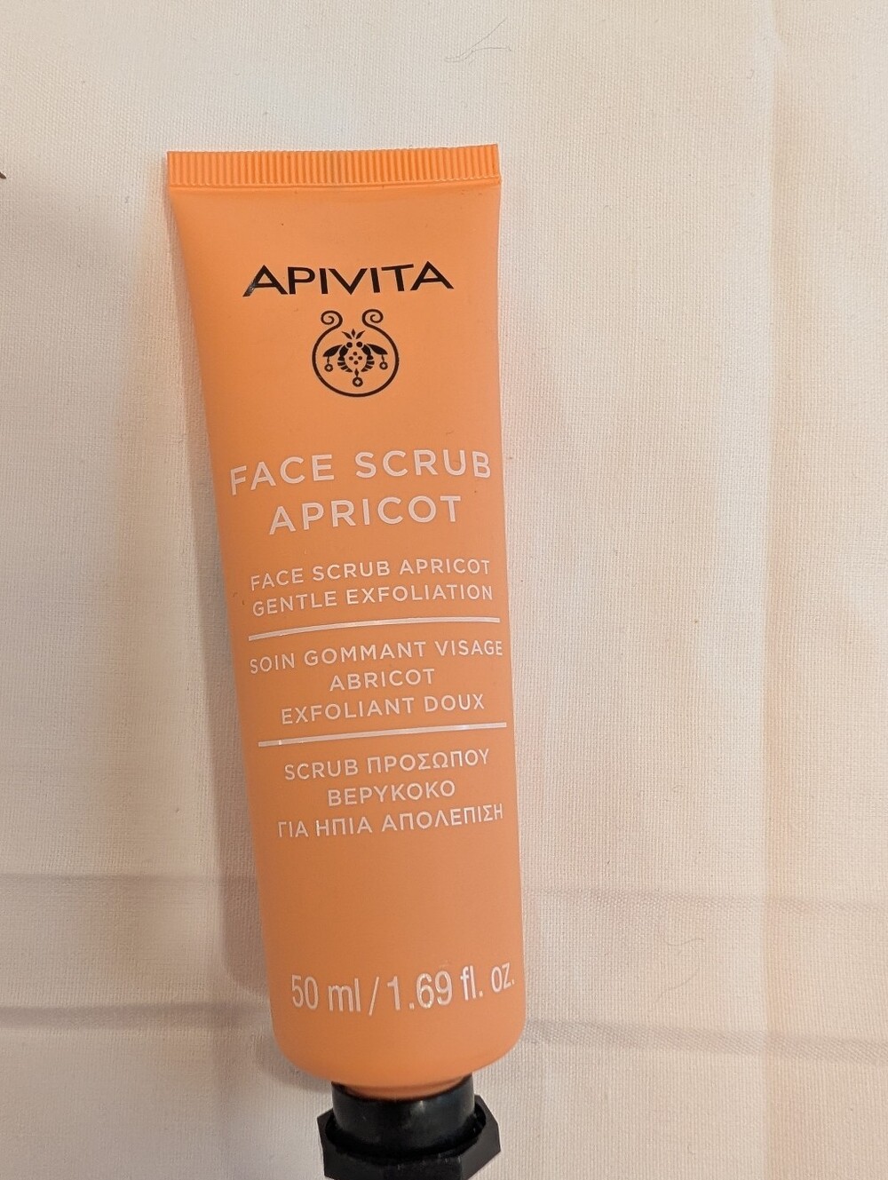 APIVITA Apricot Gentle Exfoliating Face Scrub - 50ml / 1.69 oz NEW